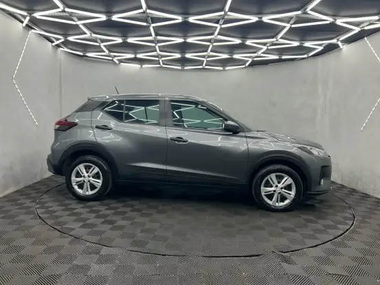NISSAN-KICKS-2024