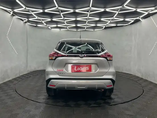 NISSAN-KICKS-2024