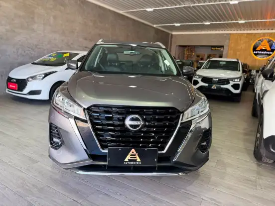 NISSAN-KICKS-2023
