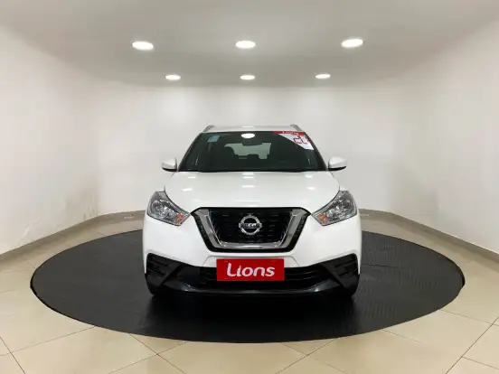 NISSAN-KICKS-2020