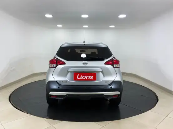 NISSAN-KICKS-2018