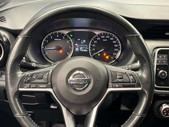 NISSAN-KICKS-2020