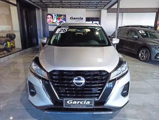 NISSAN-KICKS PLAY-2025
