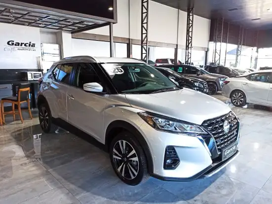 NISSAN-KICKS PLAY-2025