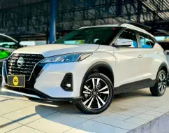 NISSAN KICKS PLAY 1.6 16V FLEXSTART SENSE XTRONIC NISSAN KICKS PLAY 1.6 16V FLEXSTART SENSE XTRONIC
