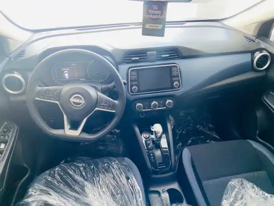 NISSAN-VERSA-2023