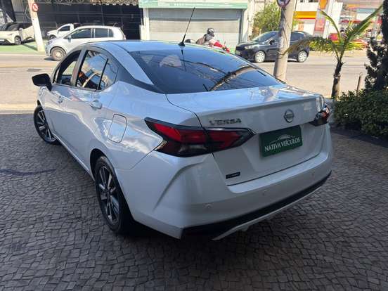 NISSAN-VERSA-2025