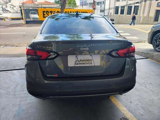NISSAN-VERSA-2025