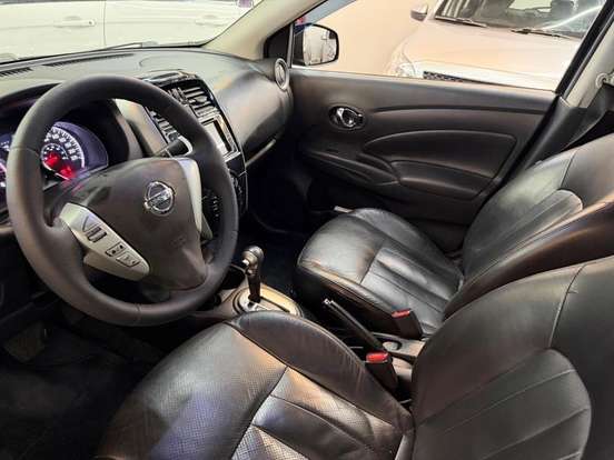 NISSAN-VERSA-2018