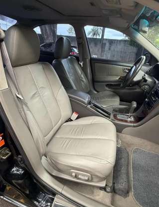 NISSAN-MAXIMA-2001