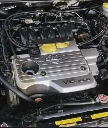 NISSAN-MAXIMA-2001