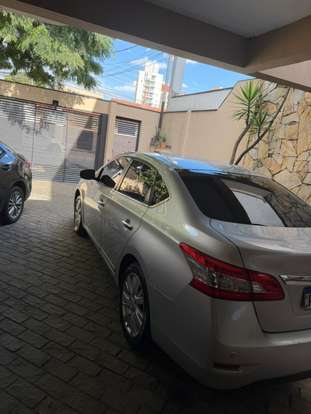 NISSAN-SENTRA-2014