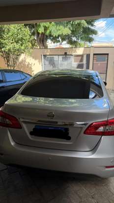 NISSAN-SENTRA-2014