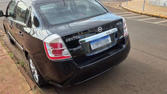 NISSAN-SENTRA-2010