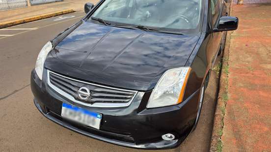 NISSAN-SENTRA-2010