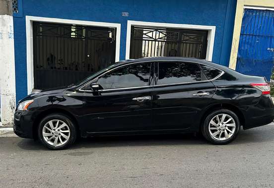 NISSAN-SENTRA-2014