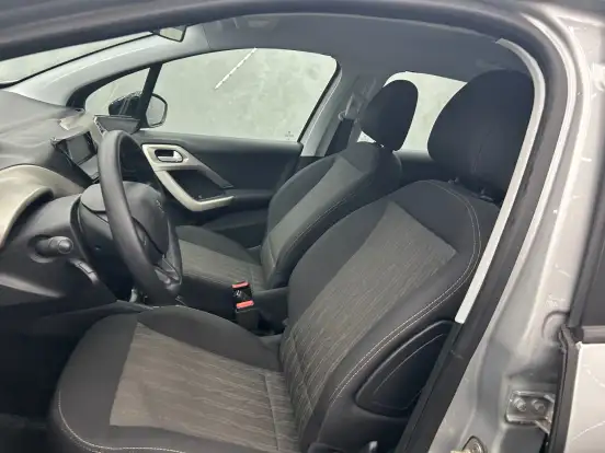 PEUGEOT-2008-2022