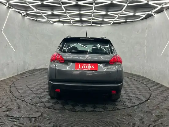 PEUGEOT-2008-2022