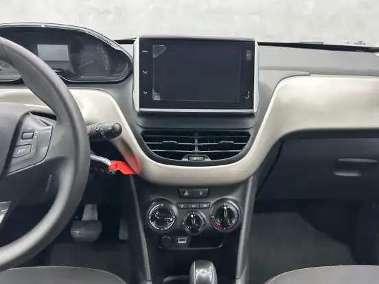 PEUGEOT-2008-2022