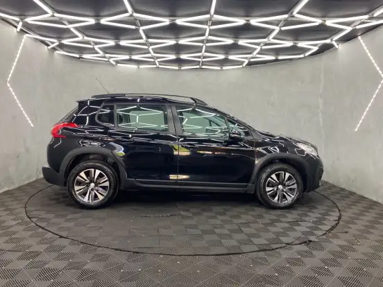 PEUGEOT-2008-2022