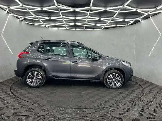 PEUGEOT-2008-2022