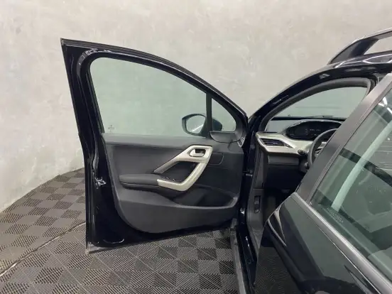 PEUGEOT-2008-2022