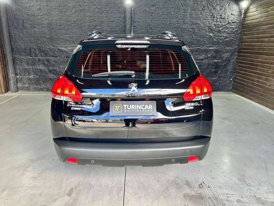 PEUGEOT-2008-2021