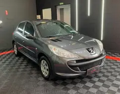 PEUGEOT 207 1.4 XR 8V FLEX 4P MANUAL PEUGEOT 207 1.4 XR 8V FLEX 4P MANUAL