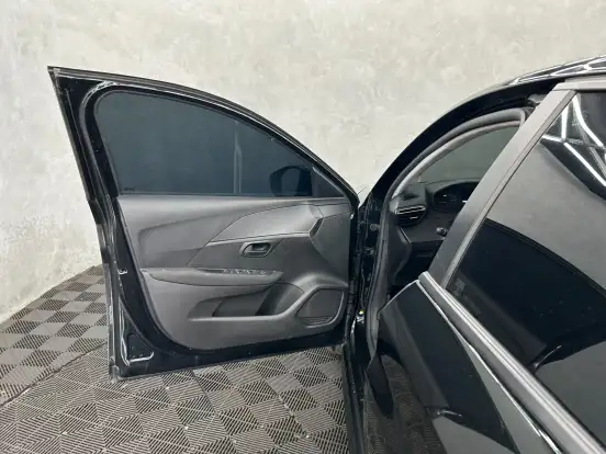 PEUGEOT-208-2022