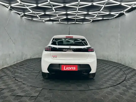 PEUGEOT-208-2022