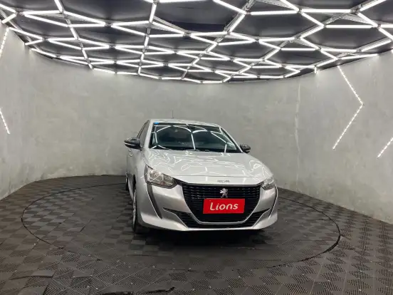 PEUGEOT-208-2021
