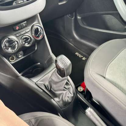 PEUGEOT-208-2014