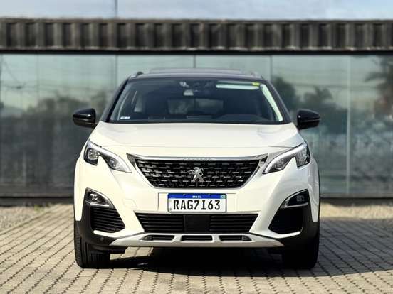 PEUGEOT-3008-2019