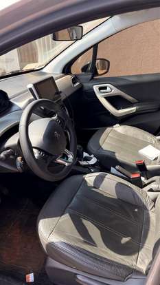 PEUGEOT-2008-2020