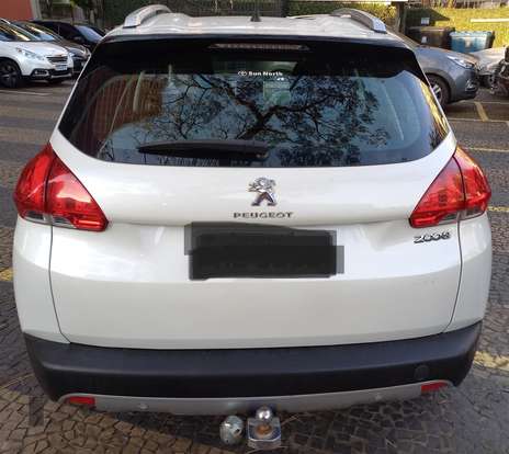 PEUGEOT-2008-2017