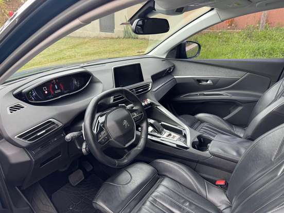 PEUGEOT-5008-1.6 GRIFFE PACK THP 16V GASOLINA 4P AUTOMÁTICO PEUGEOT-5008-2018