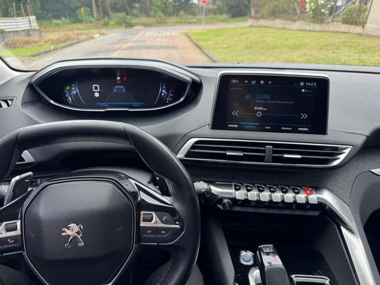 PEUGEOT-5008-1.6 GRIFFE PACK THP 16V GASOLINA 4P AUTOMÁTICO PEUGEOT-5008-2018