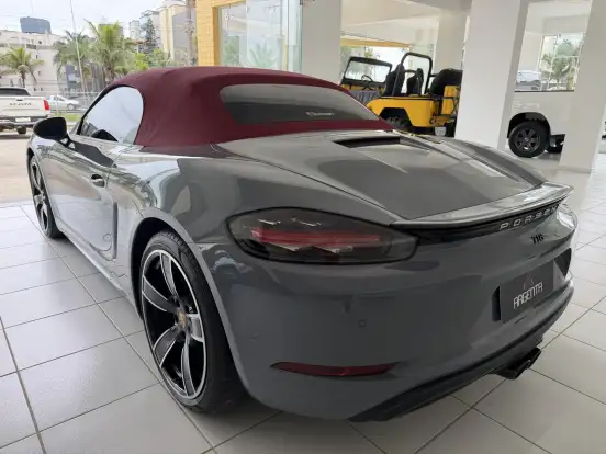 PORSCHE-718-2024