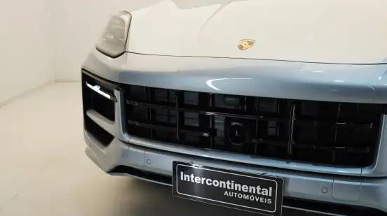 PORSCHE-CAYENNE-2025