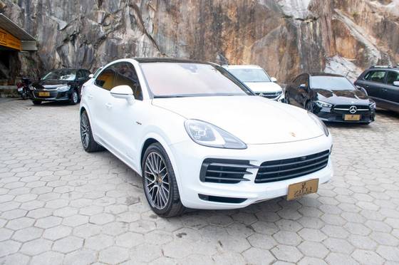 PORSCHE CAYENNE 3.0 V6 E-HYBRID COUPÉ PLATINUM EDITION AWD TIPTRONIC S