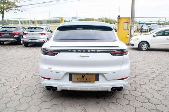PORSCHE-CAYENNE-2023