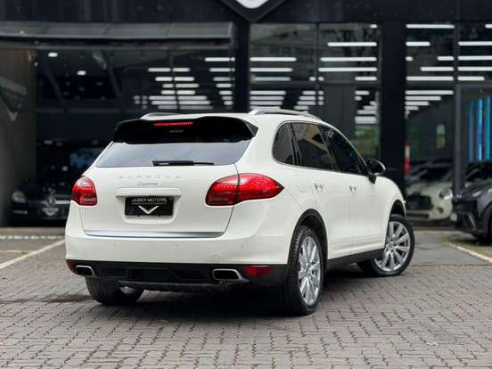 PORSCHE-CAYENNE-3.6 4X4 V6 24V GASOLINA 4P TIPTRONIC PORSCHE-CAYENNE-2011