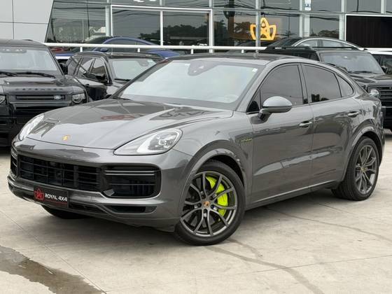 PORSCHE CAYENNE 4.0 V8 E-HYBRID TURBO S COUPÉ AWD TIPTRONIC S