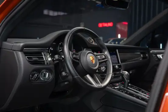 PORSCHE-MACAN-2022