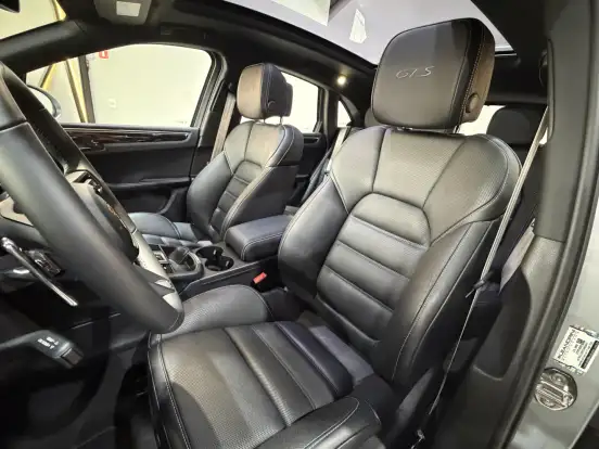 PORSCHE-MACAN-2026