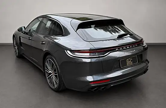 PORSCHE-PANAMERA-2023
