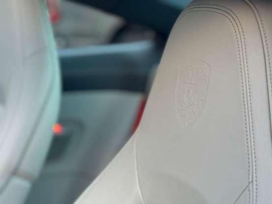 PORSCHE-911-2021