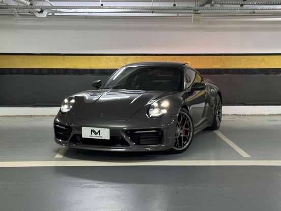PORSCHE-911-2020