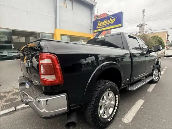 RAM-2500-6.7 I6 TURBO DIESEL NIGHT EDITION CD 4X4 AUTOMÁTICO RAM-2500-2021