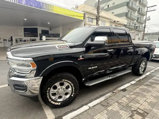 RAM-2500-6.7 I6 TURBO DIESEL NIGHT EDITION CD 4X4 AUTOMÁTICO RAM-2500-2021
